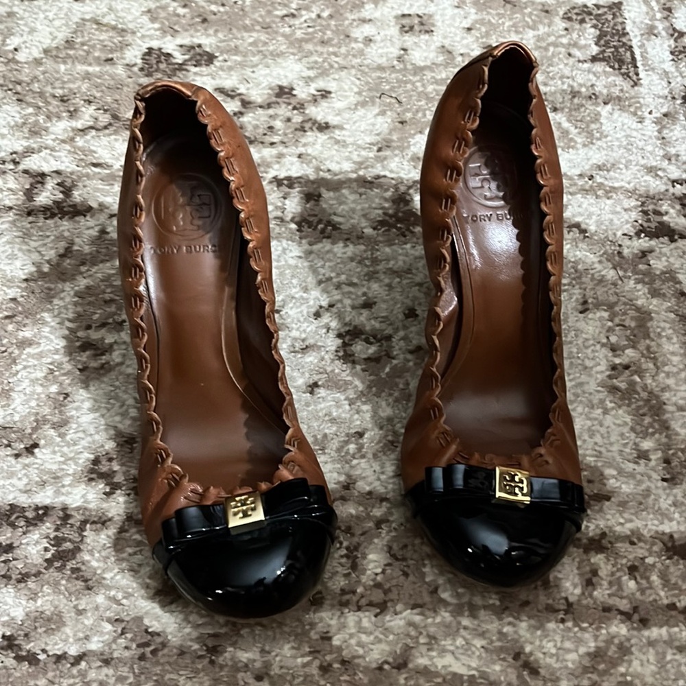 Tory Burch brown and black heels